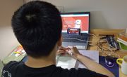 球盟会组织观看“同上‘四史’思政大课”