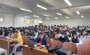 《新作文》杂志社副总编张水鱼应邀为球盟会师生做学术讲座